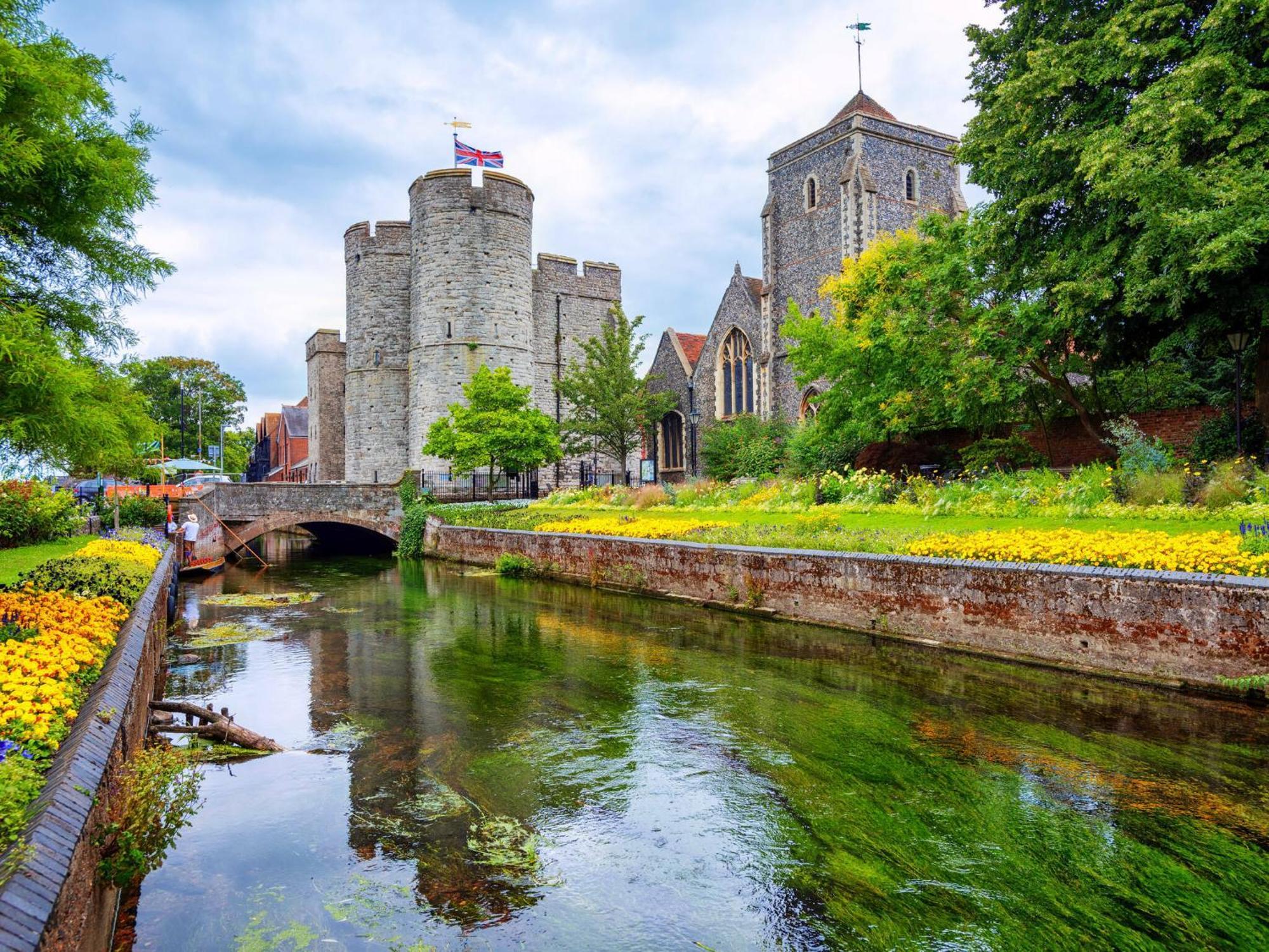 Broadway'S Canterbury City Escape Exteriör bild