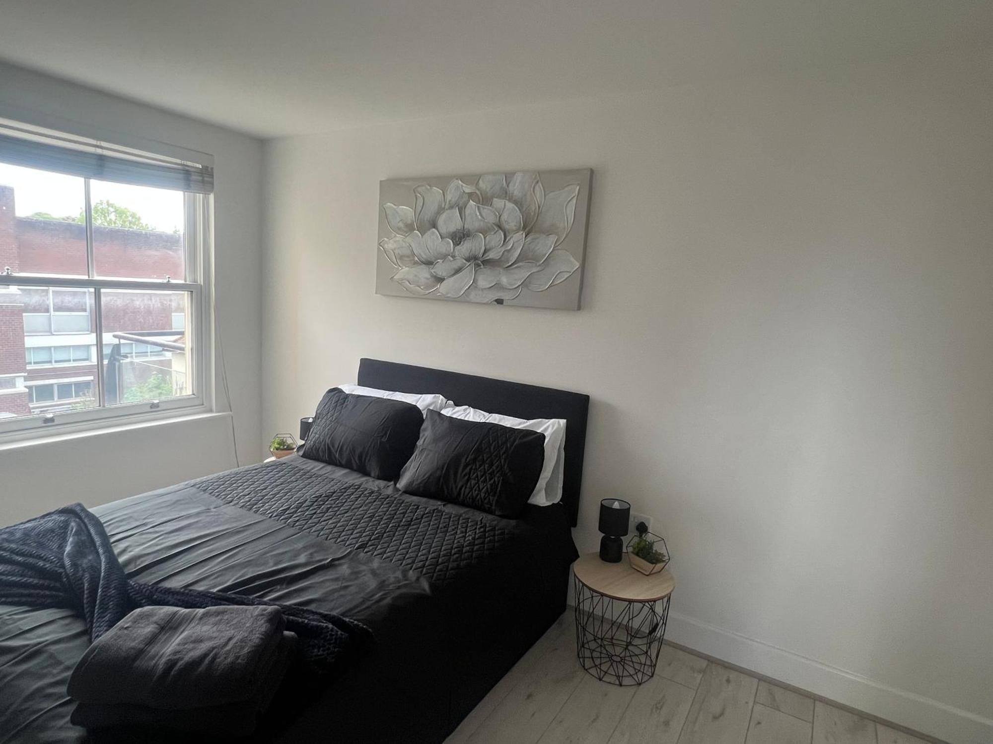 Broadway'S Canterbury City Escape Exteriör bild