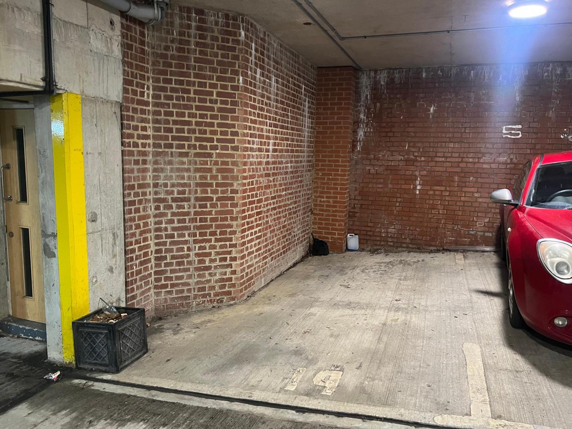 Broadway'S Canterbury City Escape Exteriör bild